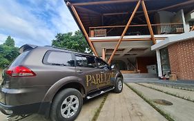Parlezo By Kagum Hotels